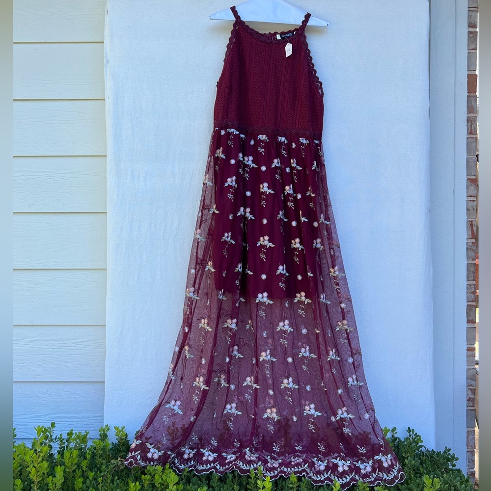 NEW WITH TAGS. Angela maxi dress 2xl NWT Retail $150. Asking $60 brand new!